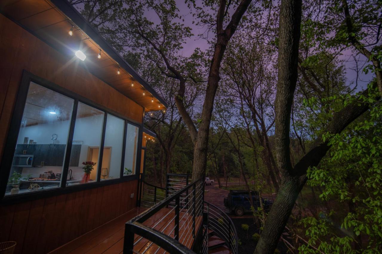 Texas Unplugged Hotel Groesbeck Exterior photo